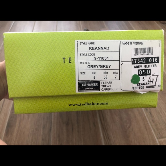 Ted Baker BEAUTIFUL Cinderella Shoes size 7 US - Picture 6 of 6